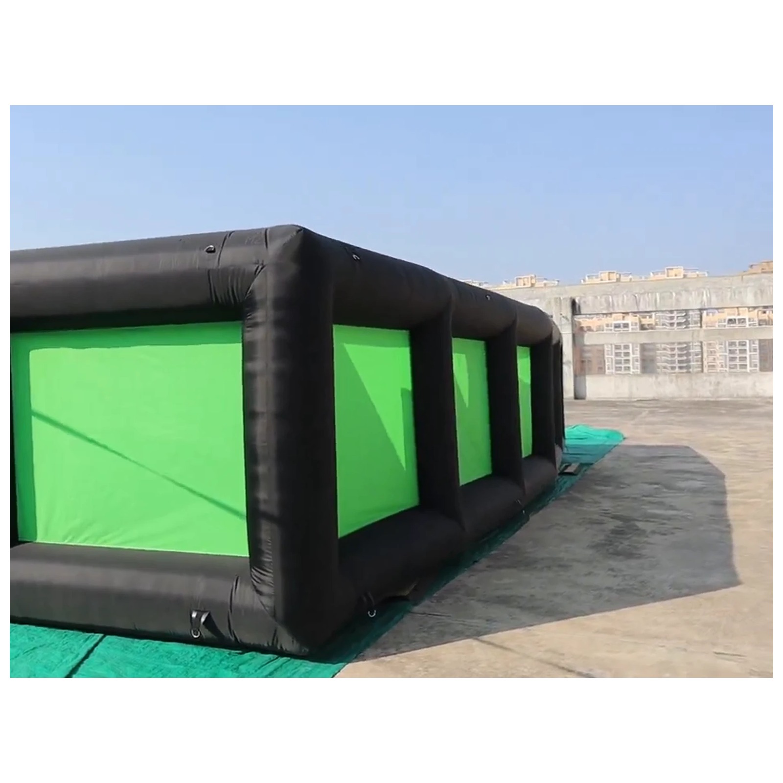 Outdoor Black Green Inflatable - Outdoor Adventure Kids Party recension och pris