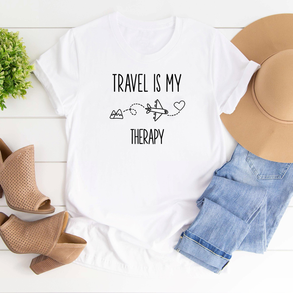 Travel Is My Therapy T-shirt C - Outdoor Adventure Therapy recension och pris